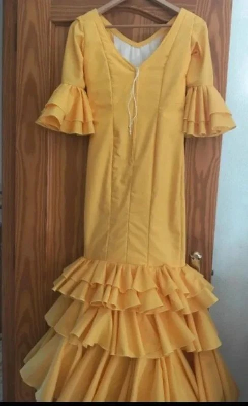 Handgemaakte Flamenca / Gitana Geel Pak - Maat XS / Jeugdmaat – photo 2